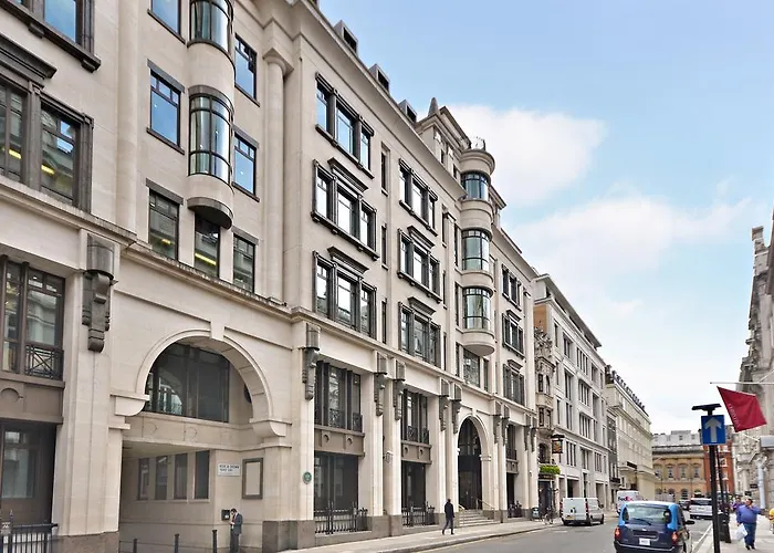 Luxury Piccadilly Circus Apartment
